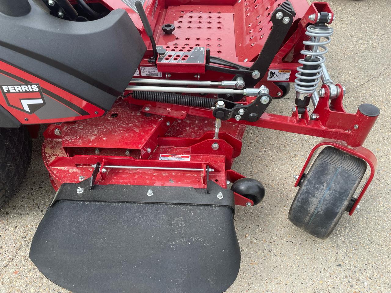 Ferris Mowers Zero Turn  2026