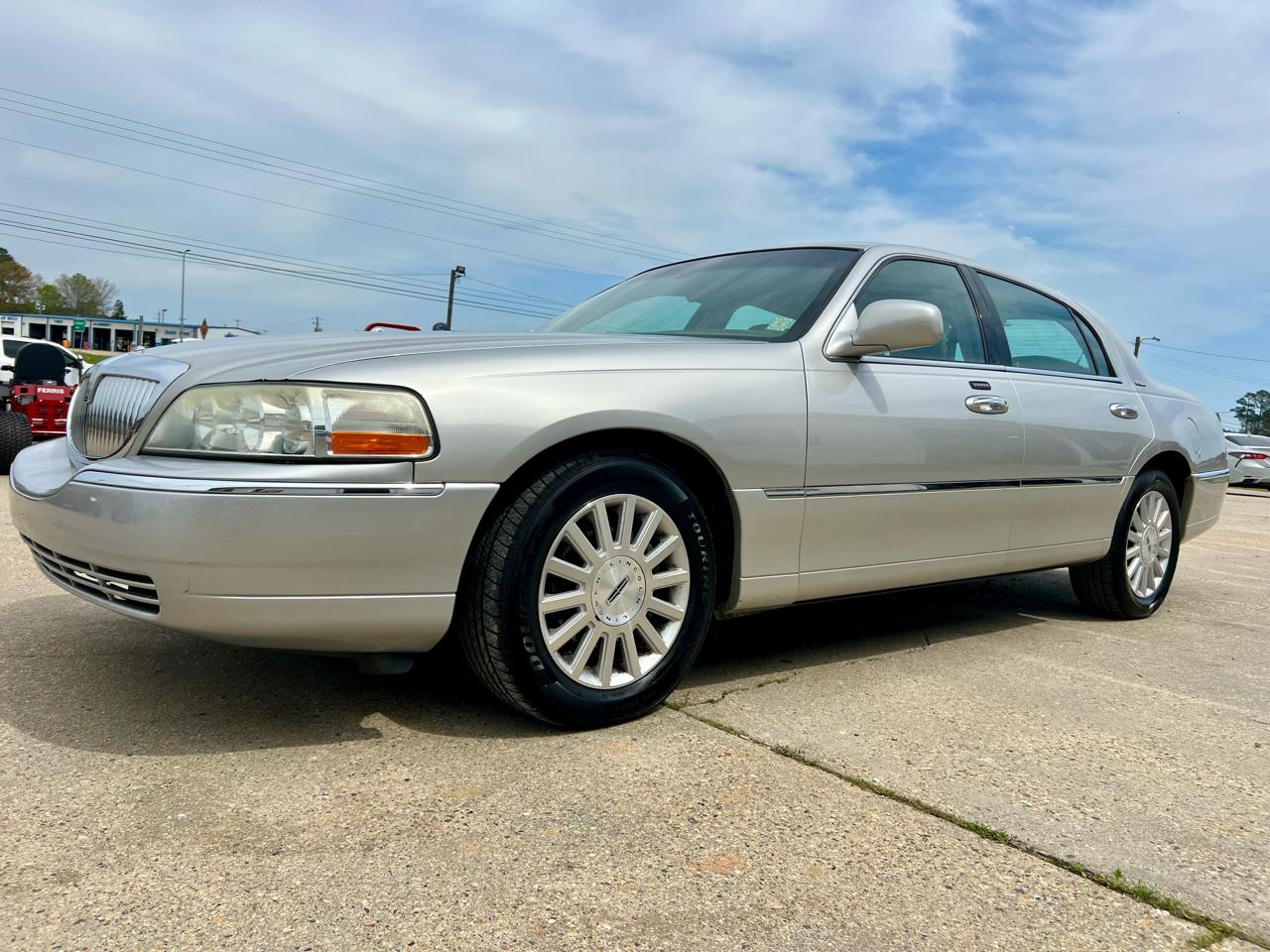 Lincoln Town Car 4dr Sdn Executive 2003