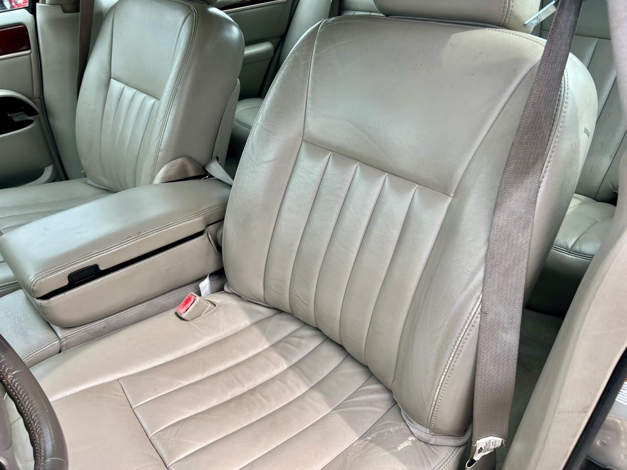 Lincoln Town Car 4dr Sdn Executive 2003