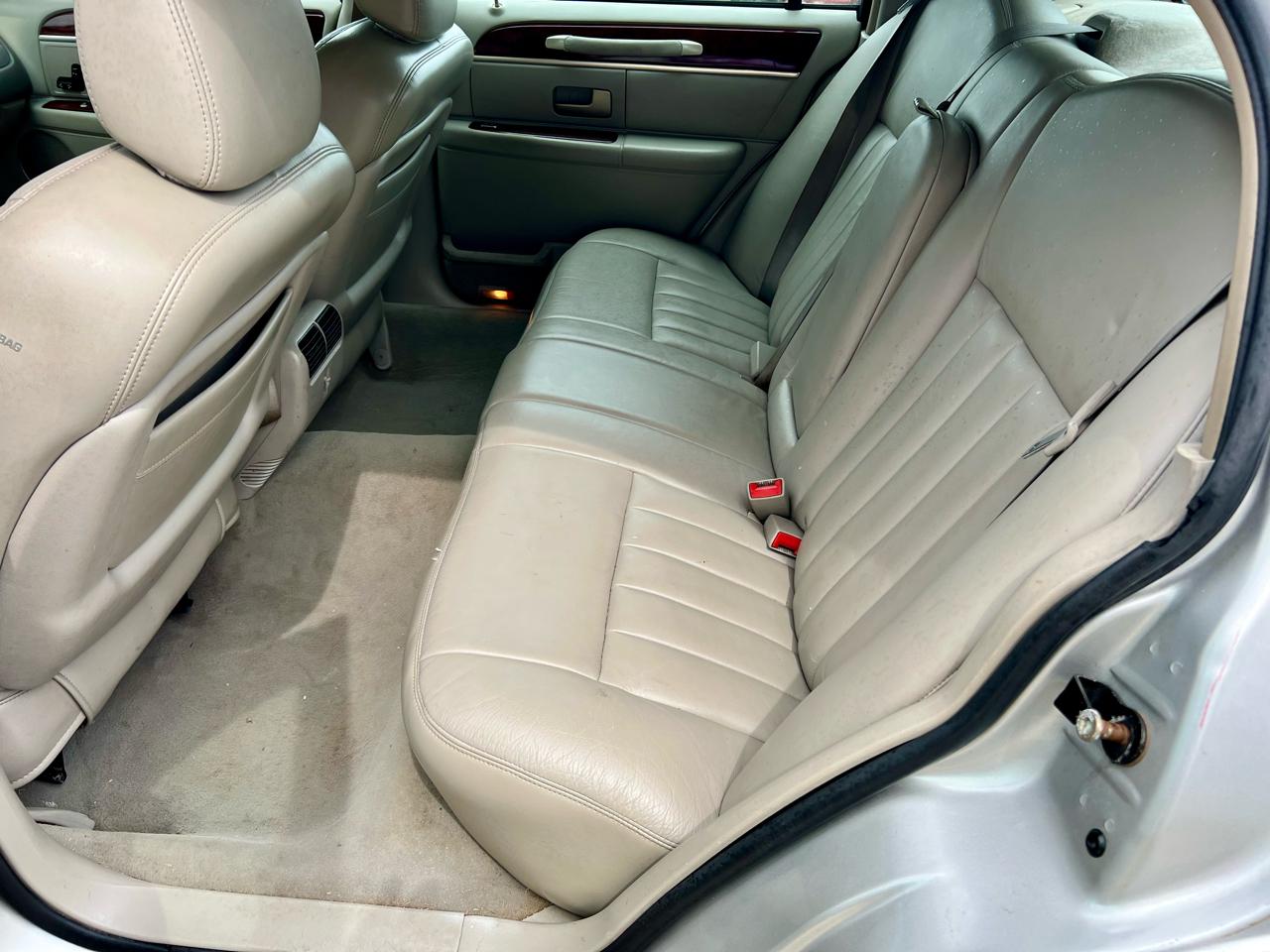 Lincoln Town Car 4dr Sdn Executive 2003