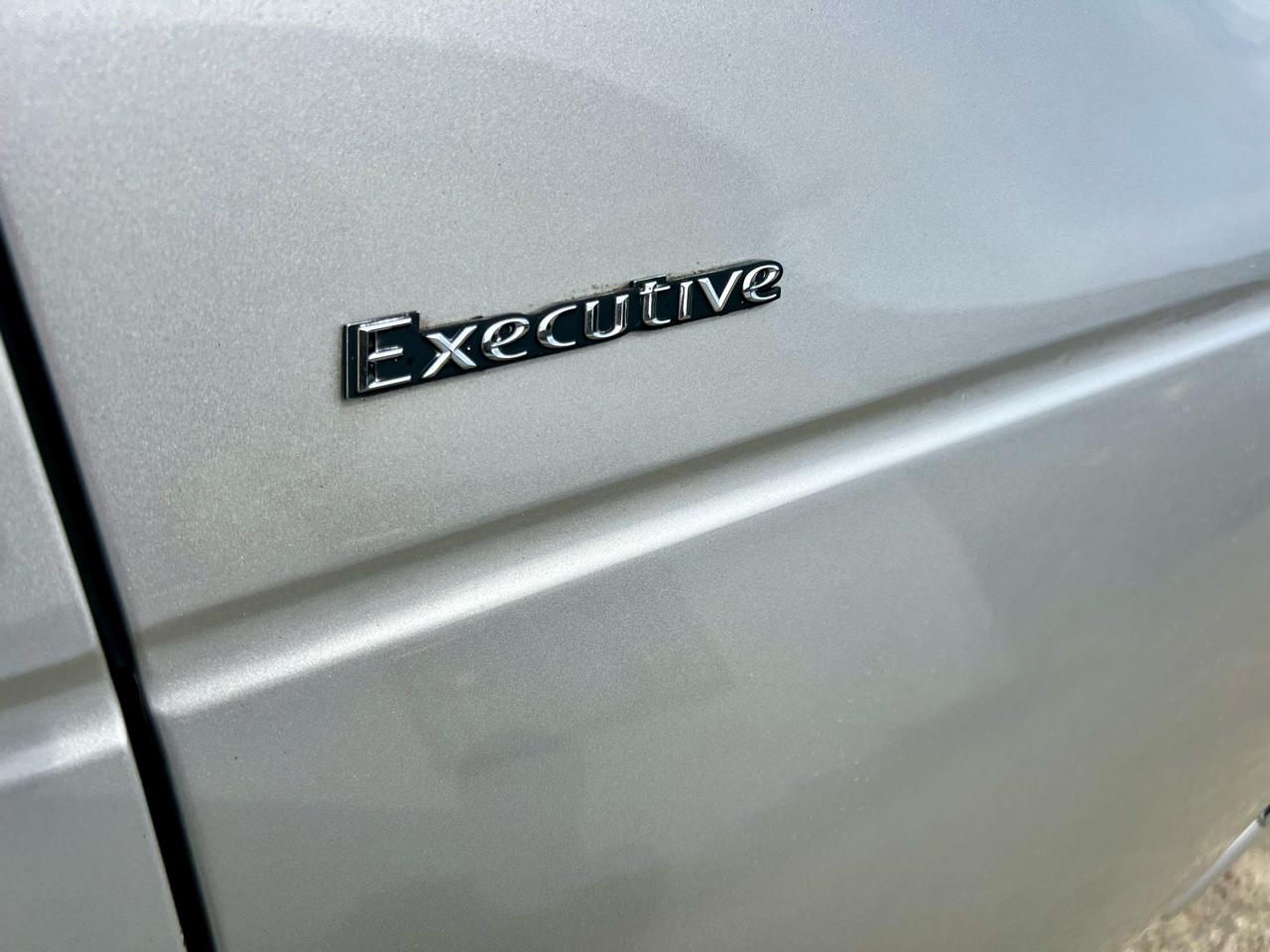 Lincoln Town Car 4dr Sdn Executive 2003