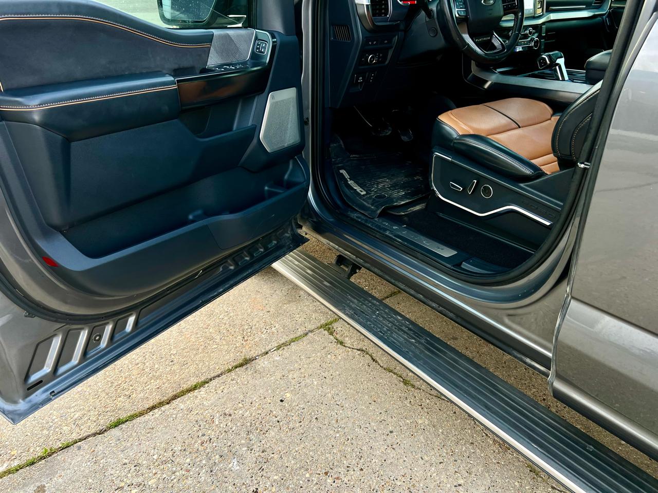 Ford F-150 Platinum 4WD SuperCrew 5.5' Box 2022