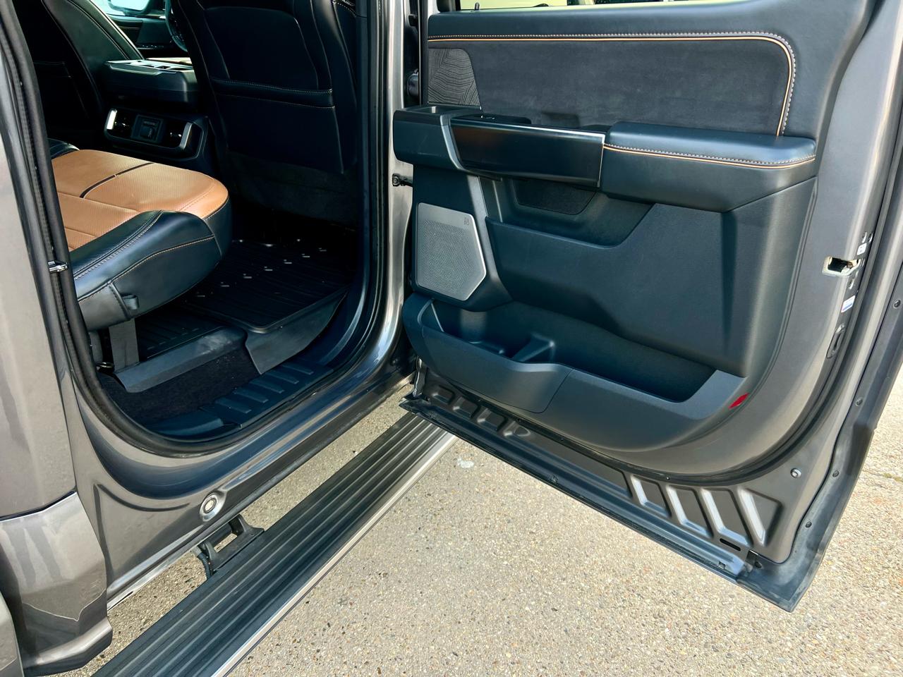 Ford F-150 Platinum 4WD SuperCrew 5.5' Box 2022