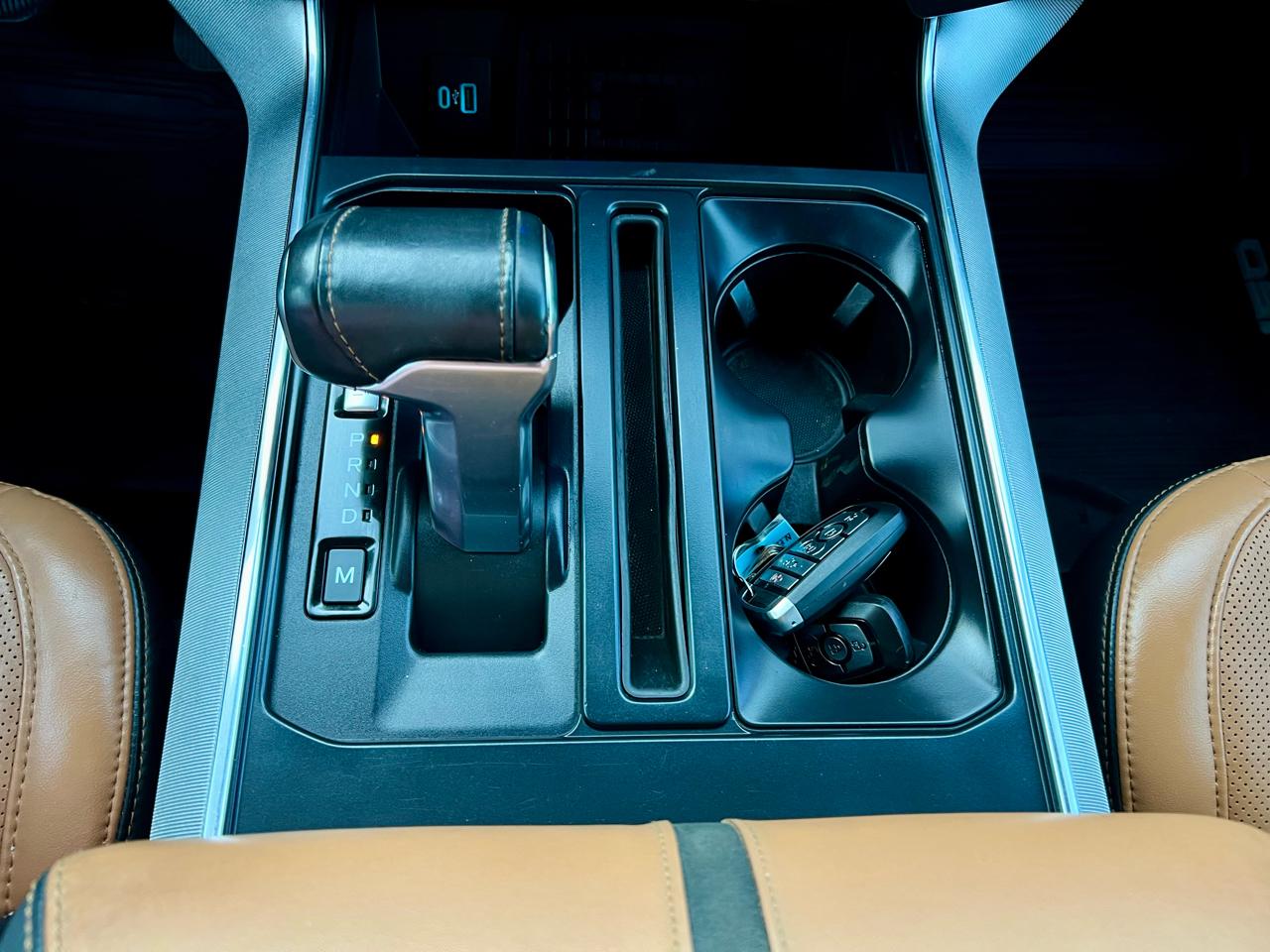 Ford F-150 Platinum 4WD SuperCrew 5.5' Box 2022