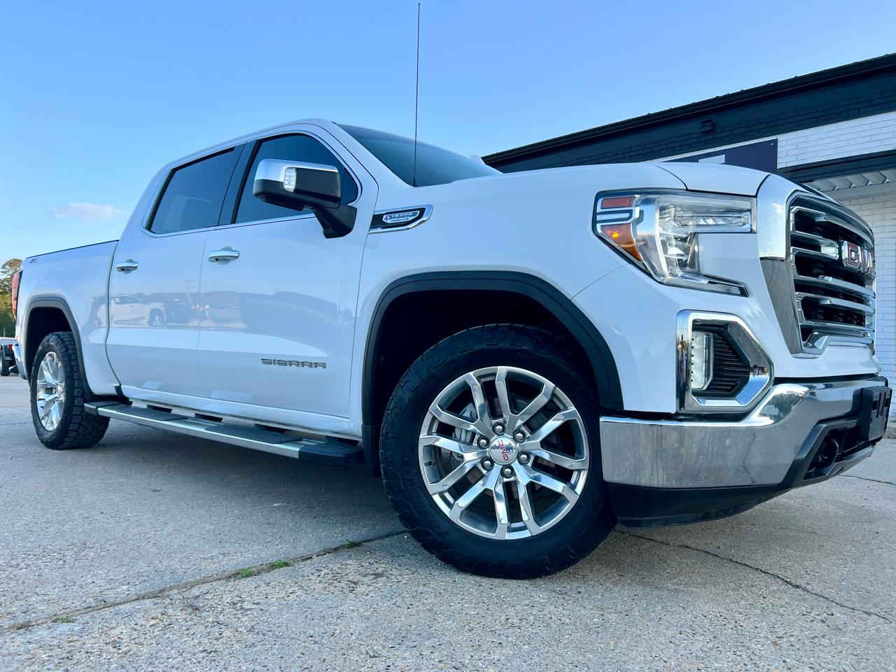 2021 GMC Sierra 1500 4WD Crew Cab 147" SLT