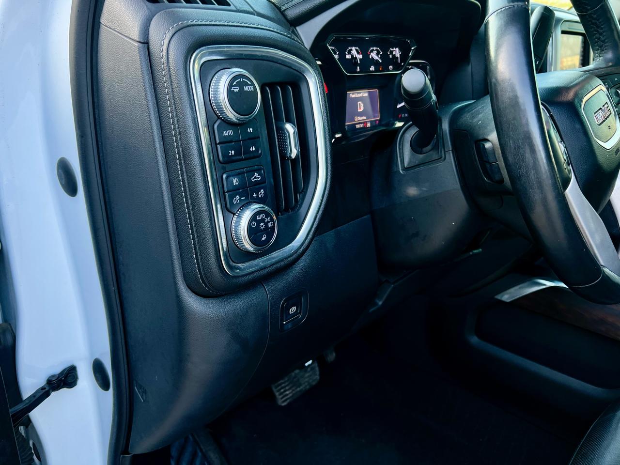 GMC Sierra 1500 4WD Crew Cab 147" SLT 2021