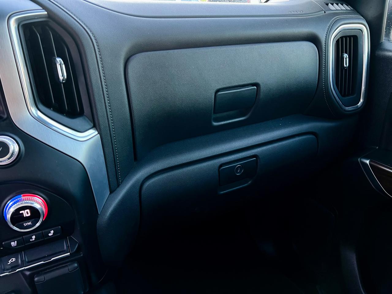 GMC Sierra 1500 4WD Crew Cab 147" SLT 2021