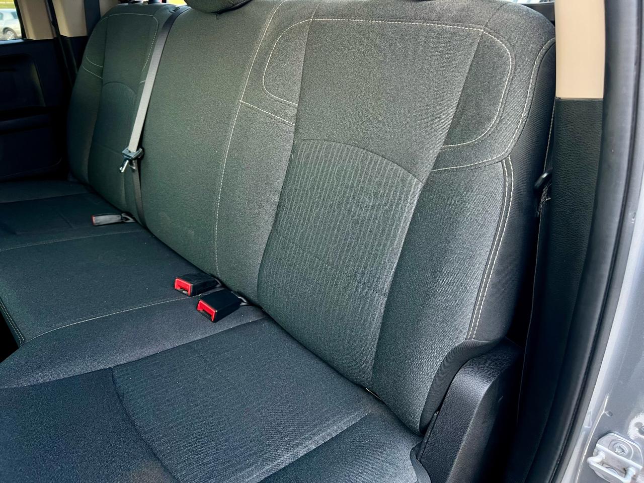 RAM 2500 Tradesman 4x4 Crew Cab 6'4" Box 2020