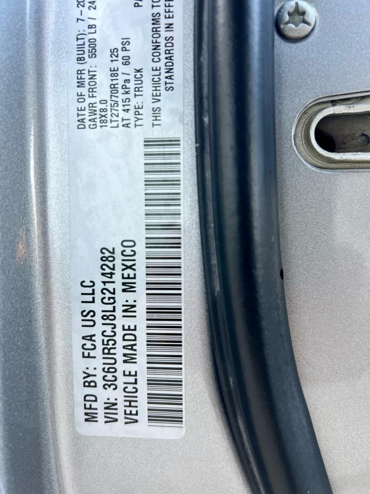 RAM 2500 Tradesman 4x4 Crew Cab 6'4" Box 2020