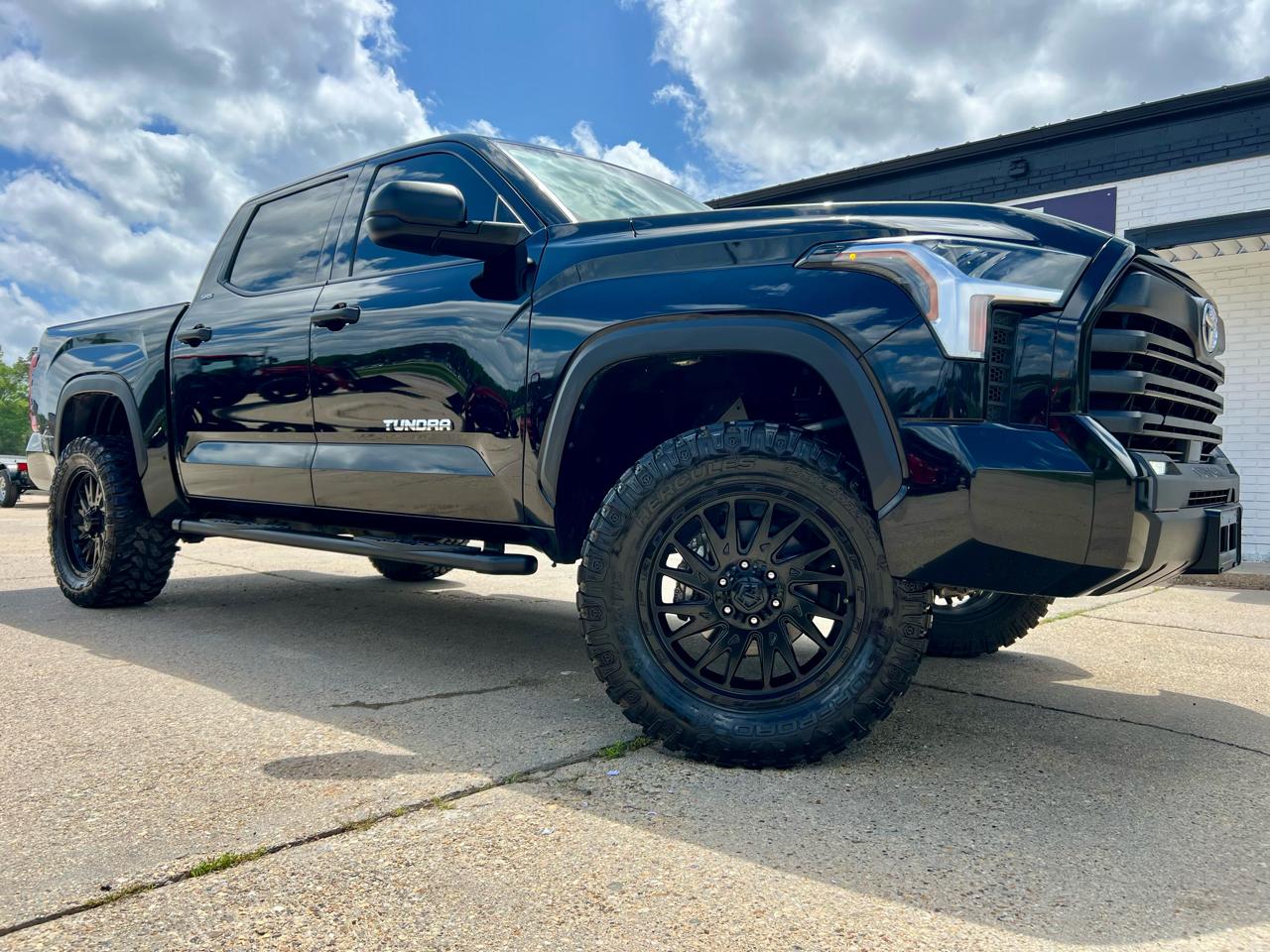 2024 Toyota Tundra 4WD SR5 CrewMax