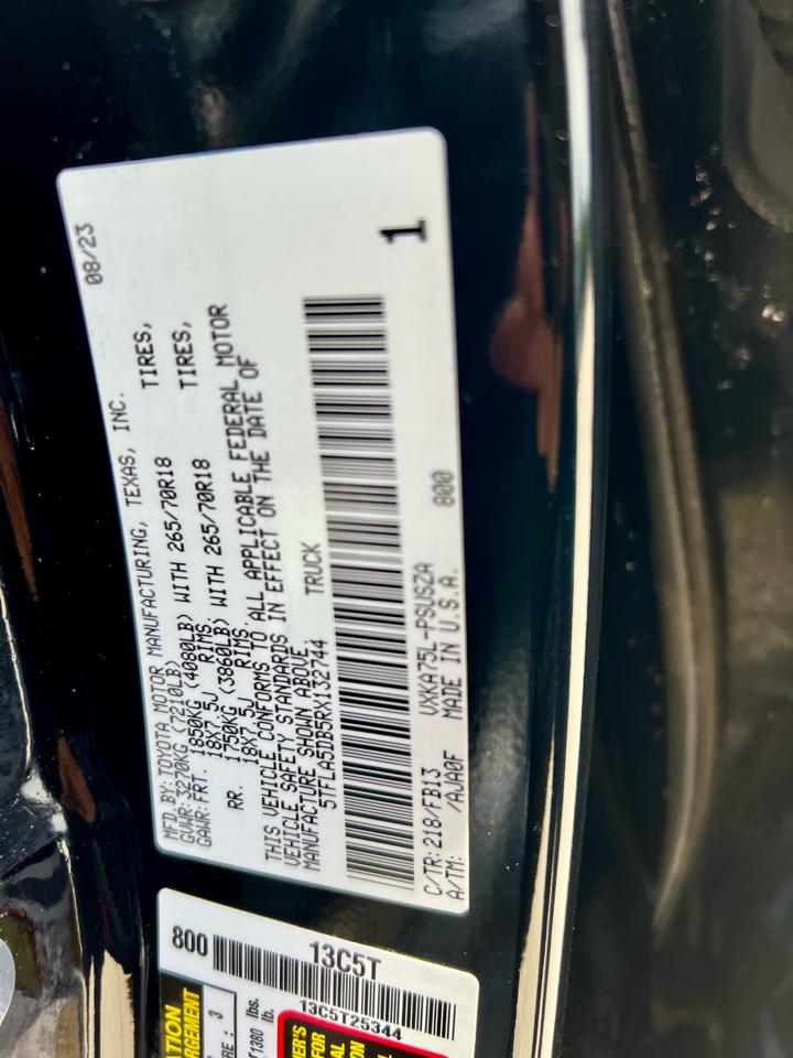 Toyota Tundra 4WD  2024