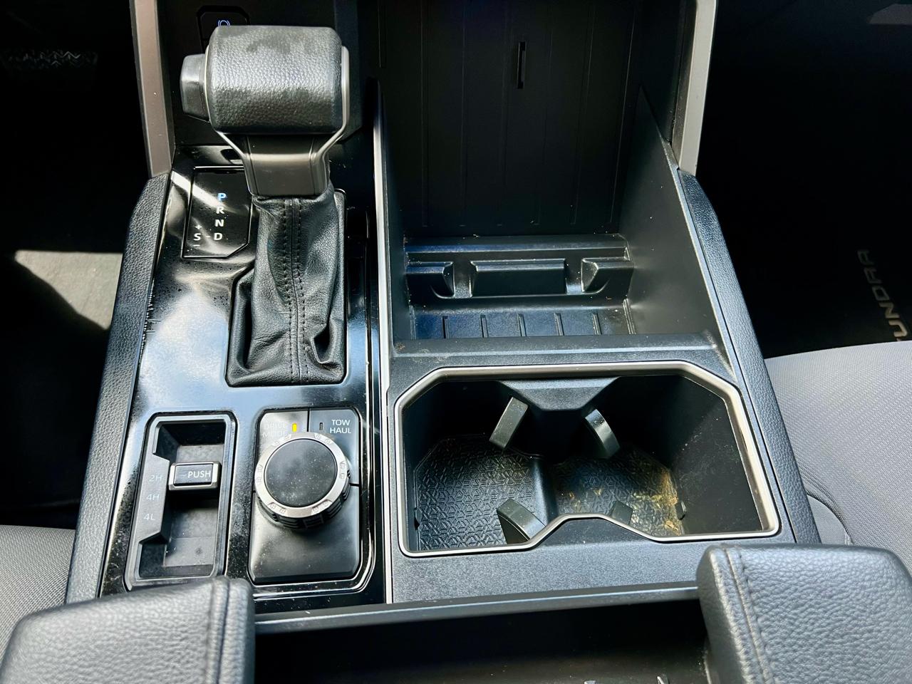 Toyota Tundra 4WD  2024