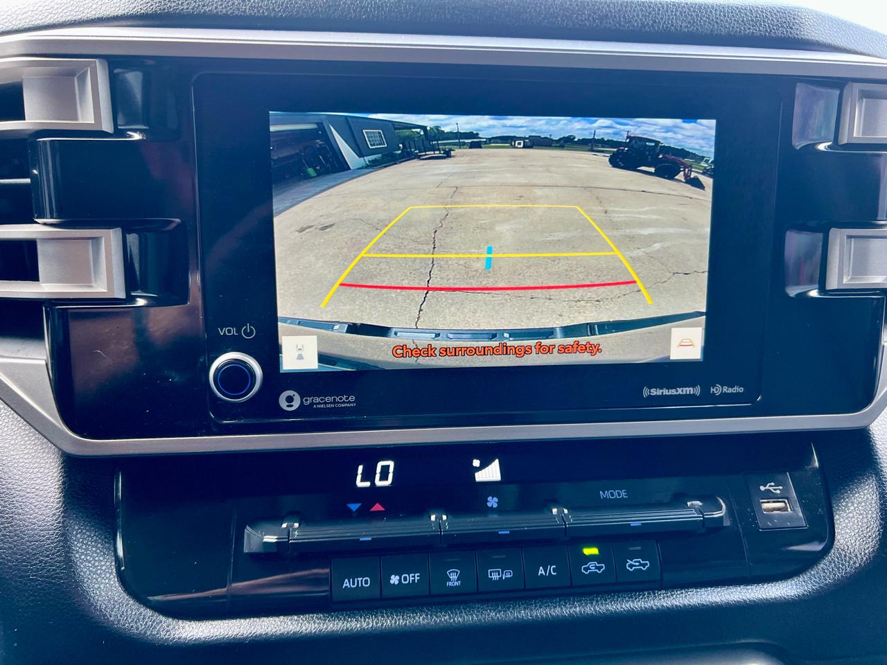 Toyota Tundra 4WD  2024