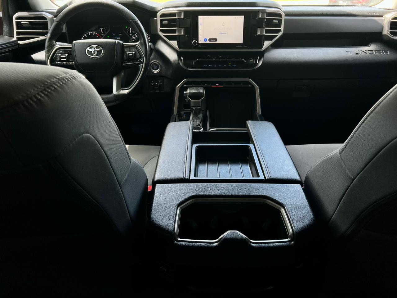 Toyota Tundra 4WD  2024