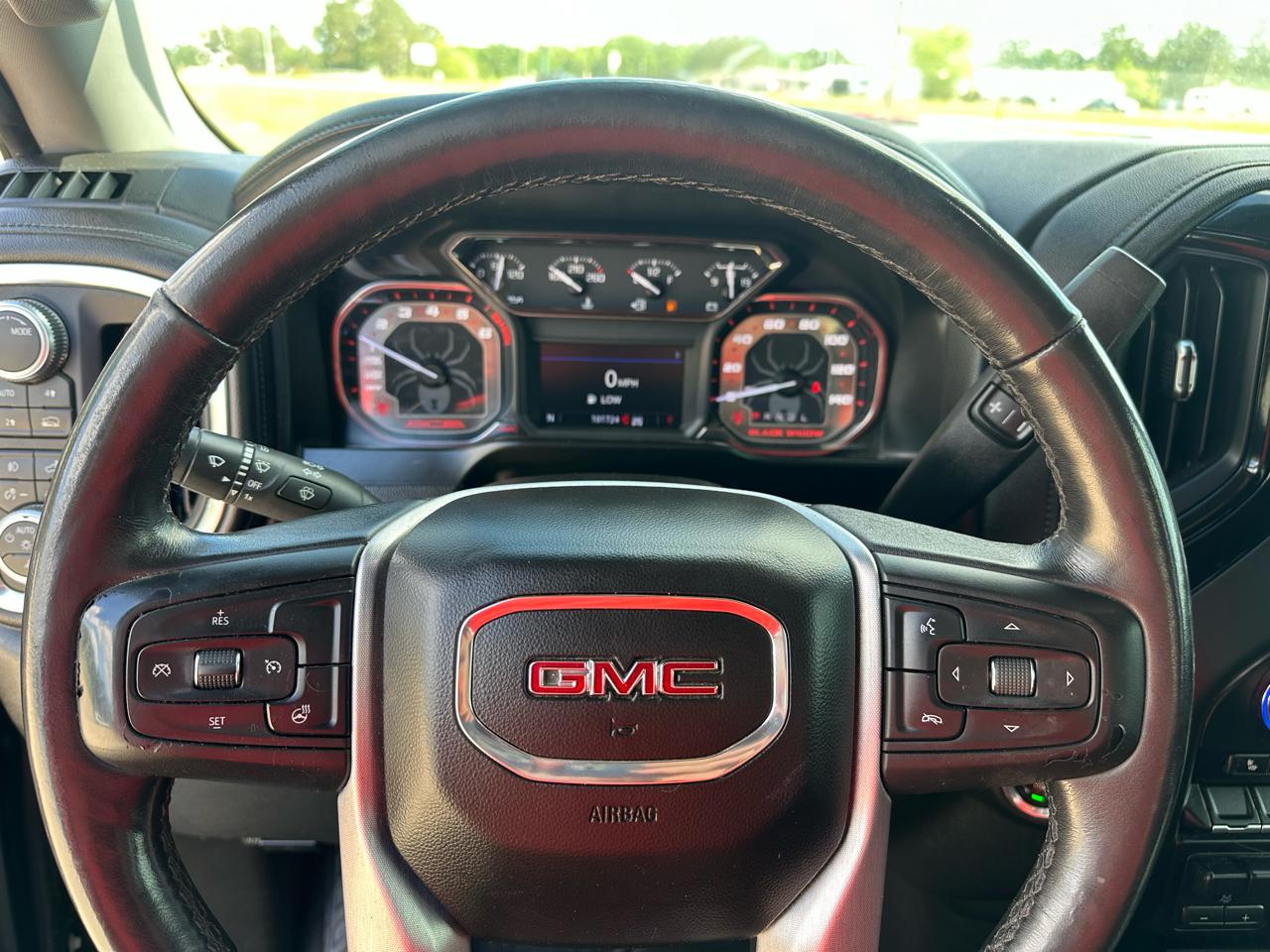 GMC Sierra 1500 4WD Crew Cab 147" SLT 2021