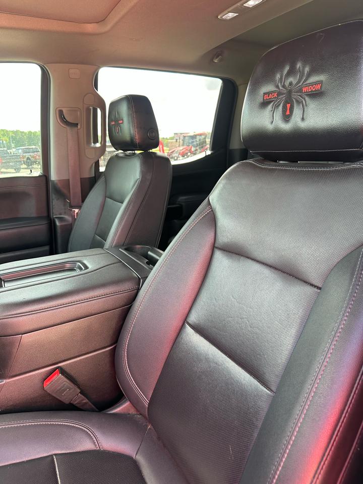 GMC Sierra 1500 4WD Crew Cab 147" SLT 2021