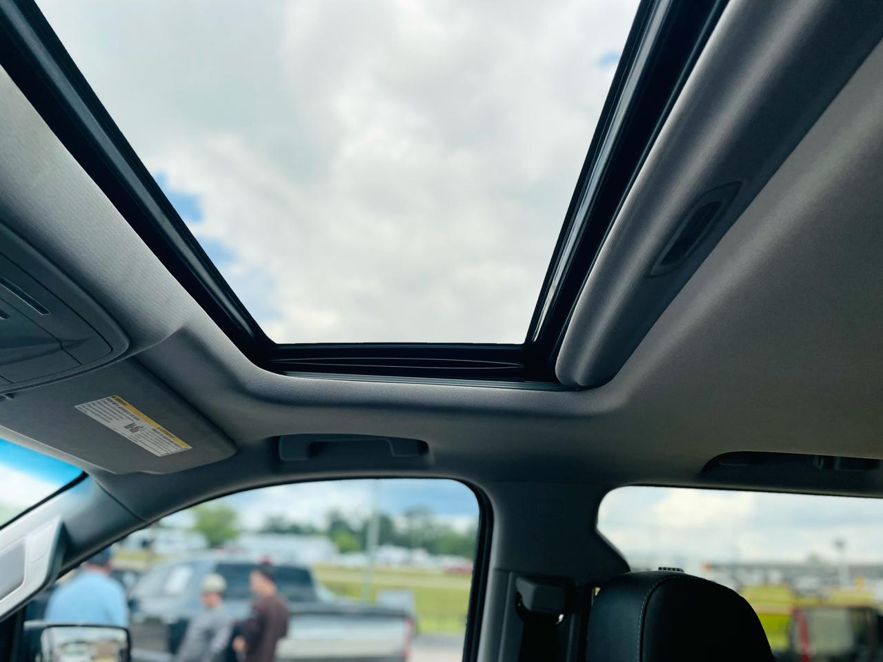 Chevrolet Tahoe 4WD 4dr LT 2018