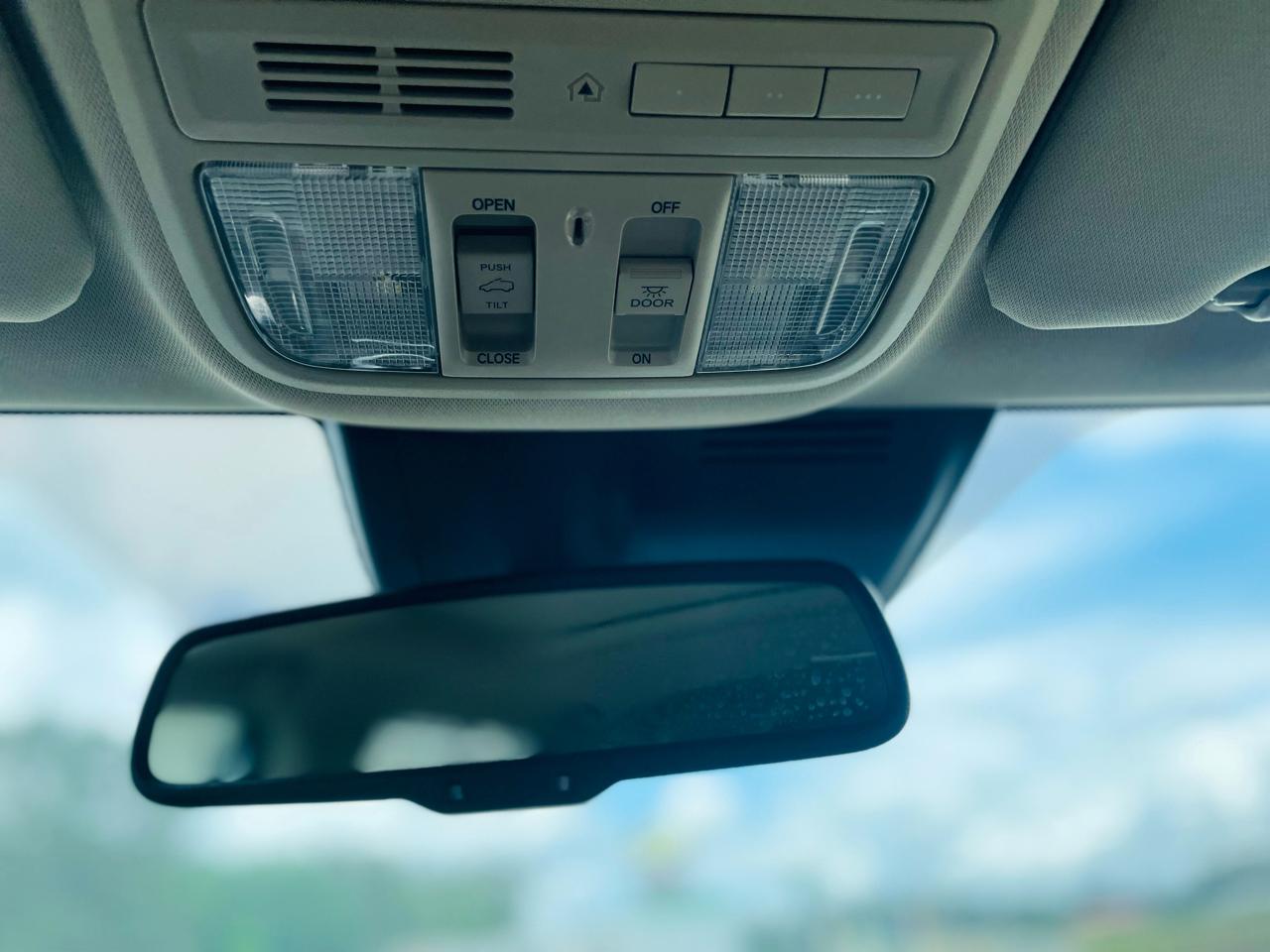 Honda CR-V Touring 2WD 2019