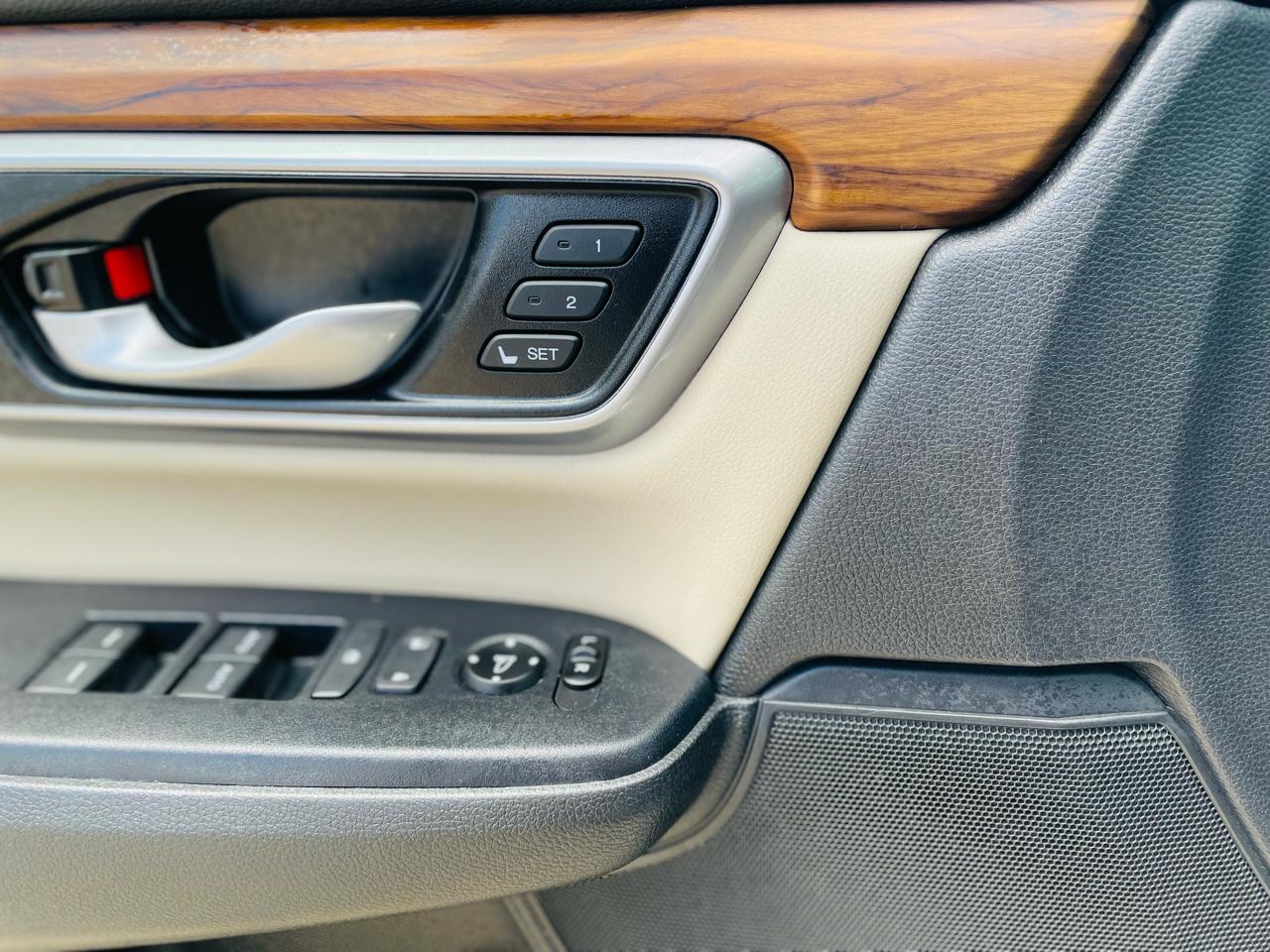 Honda CR-V Touring 2WD 2019