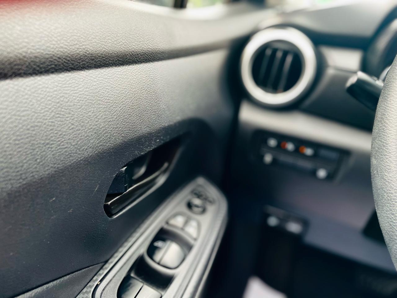 Nissan Versa S CVT 2022