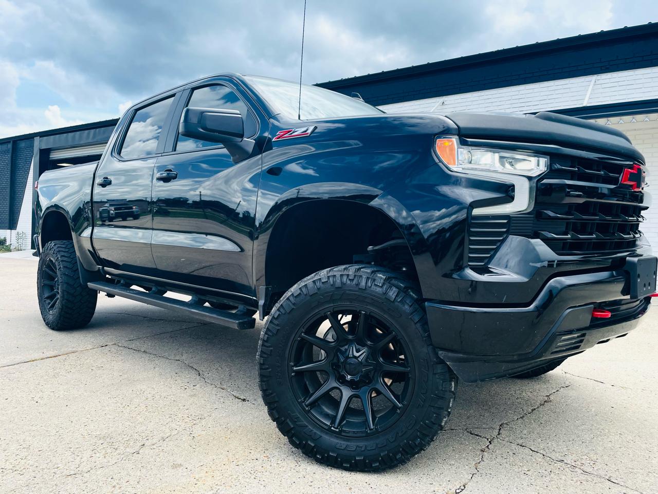 Chevrolet Silverado 1500 4WD Crew Cab 147" RST 2022