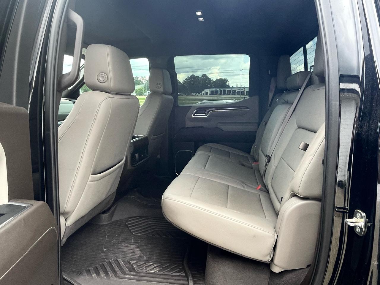 Chevrolet Silverado 1500 4WD Crew Cab 147" RST 2022