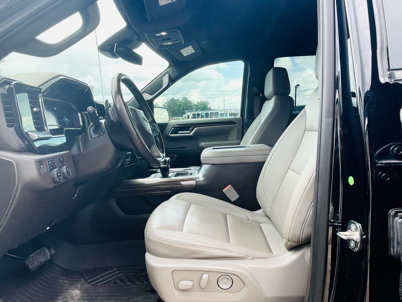 Chevrolet Silverado 1500 4WD Crew Cab 147" RST 2022