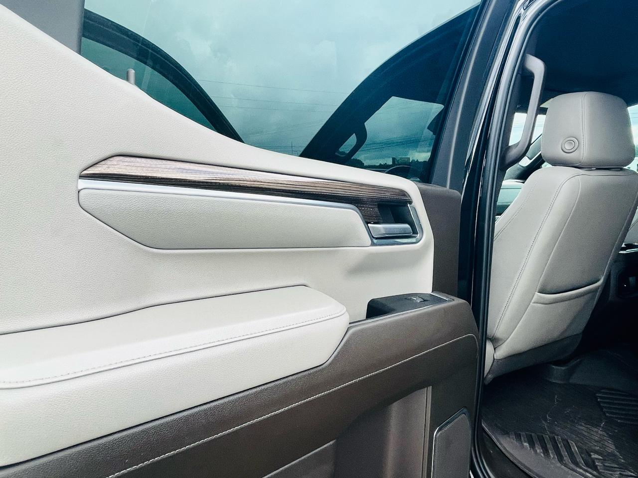Chevrolet Silverado 1500 4WD Crew Cab 147" RST 2022