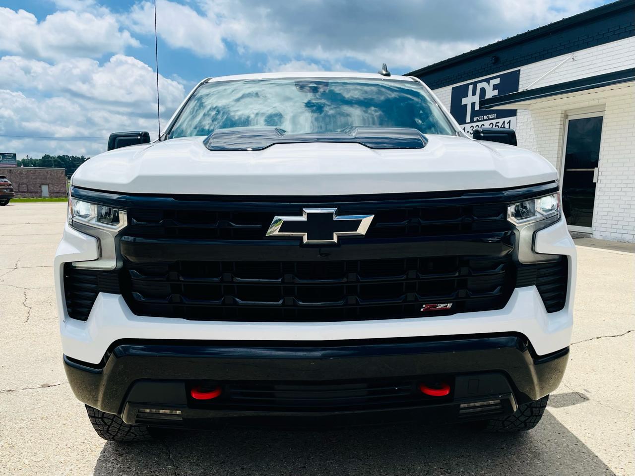 Chevrolet Silverado 1500 4WD Crew Cab 147" LT Trail Boss 2023