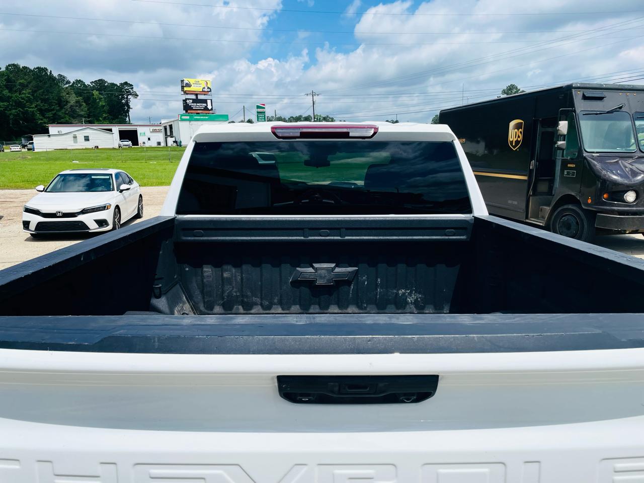 Chevrolet Silverado 1500 4WD Crew Cab 147" LT Trail Boss 2023