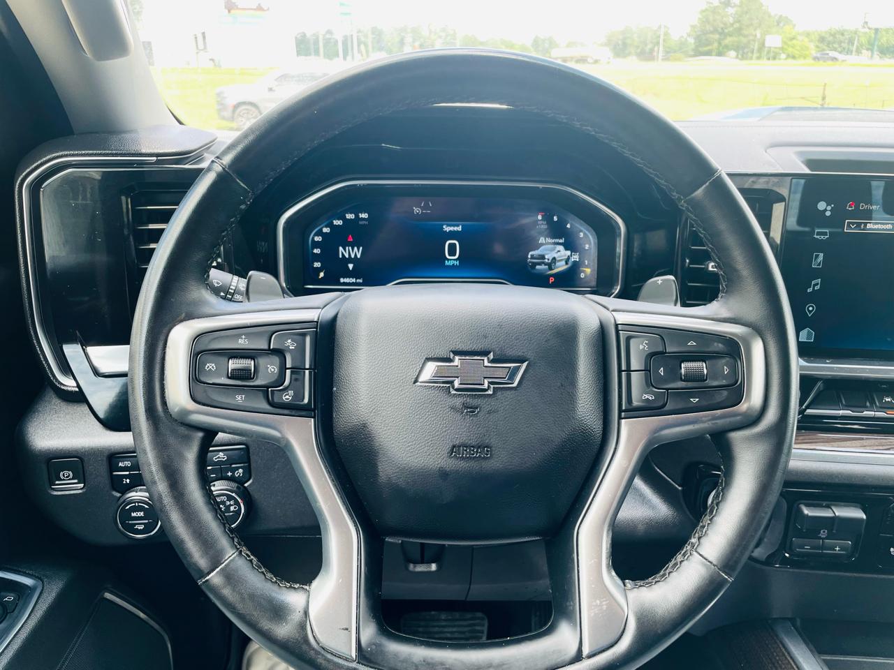 Chevrolet Silverado 1500 4WD Crew Cab 147" LT Trail Boss 2023