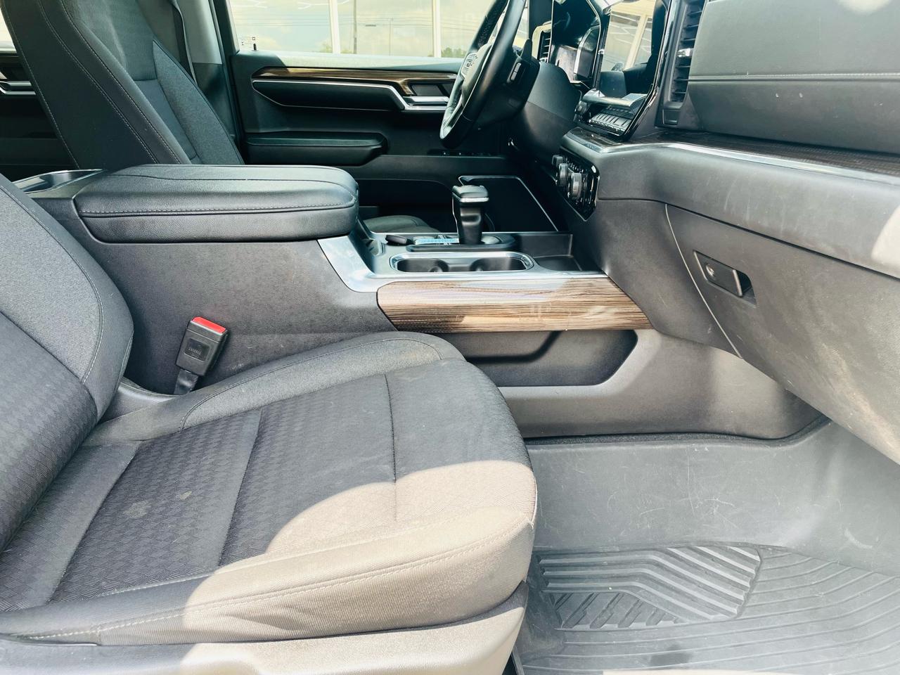 Chevrolet Silverado 1500 4WD Crew Cab 147" LT Trail Boss 2023