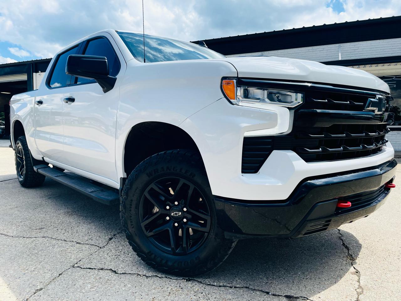 2023 Chevrolet Silverado 1500 4WD Crew Cab 147" LT Trail Boss
