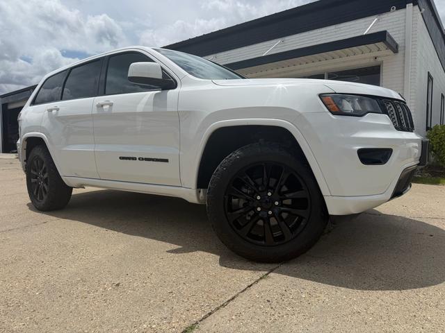 2018 Jeep Grand Cherokee Altitude 4WD