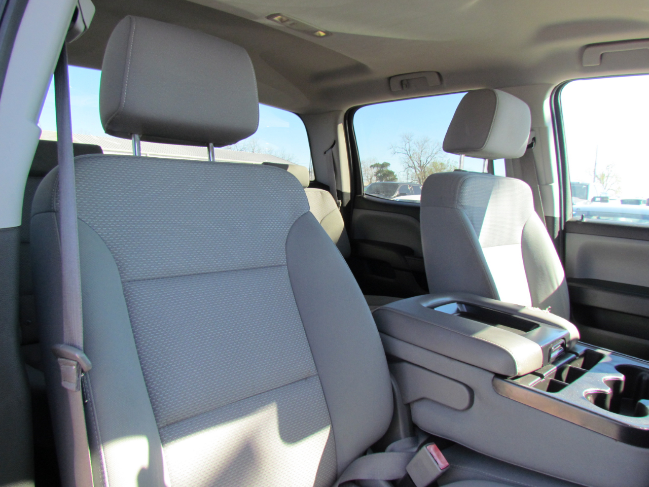 Chevrolet Silverado 3500HD Work Truck Crew Cab 4WD 2016