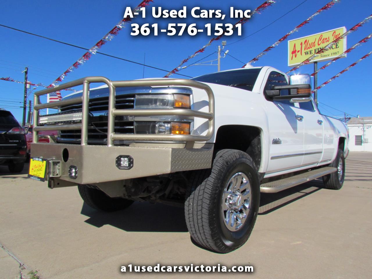 2015 Chevrolet Silverado HD High Country's photo