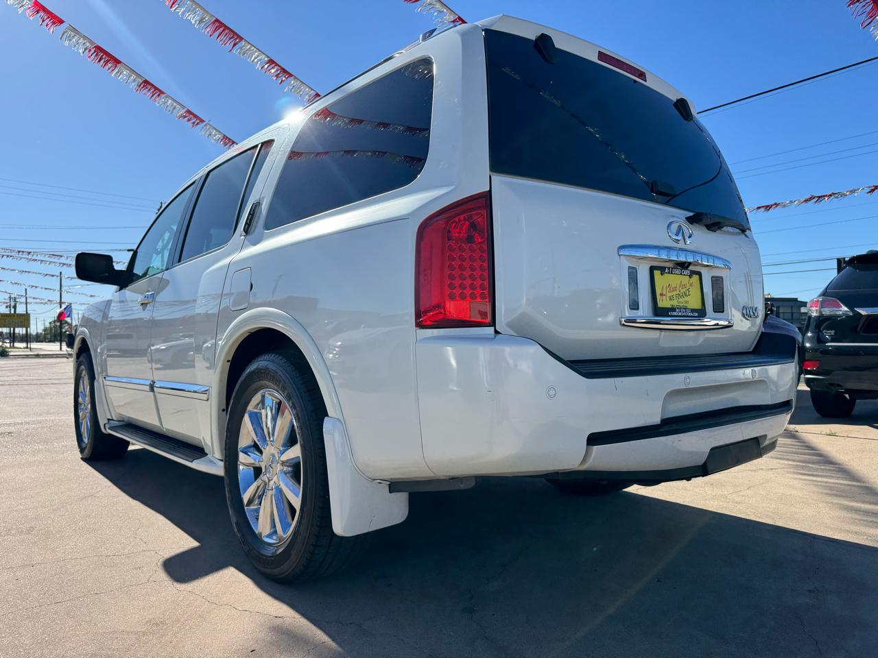 Infiniti QX56 RWD 2010