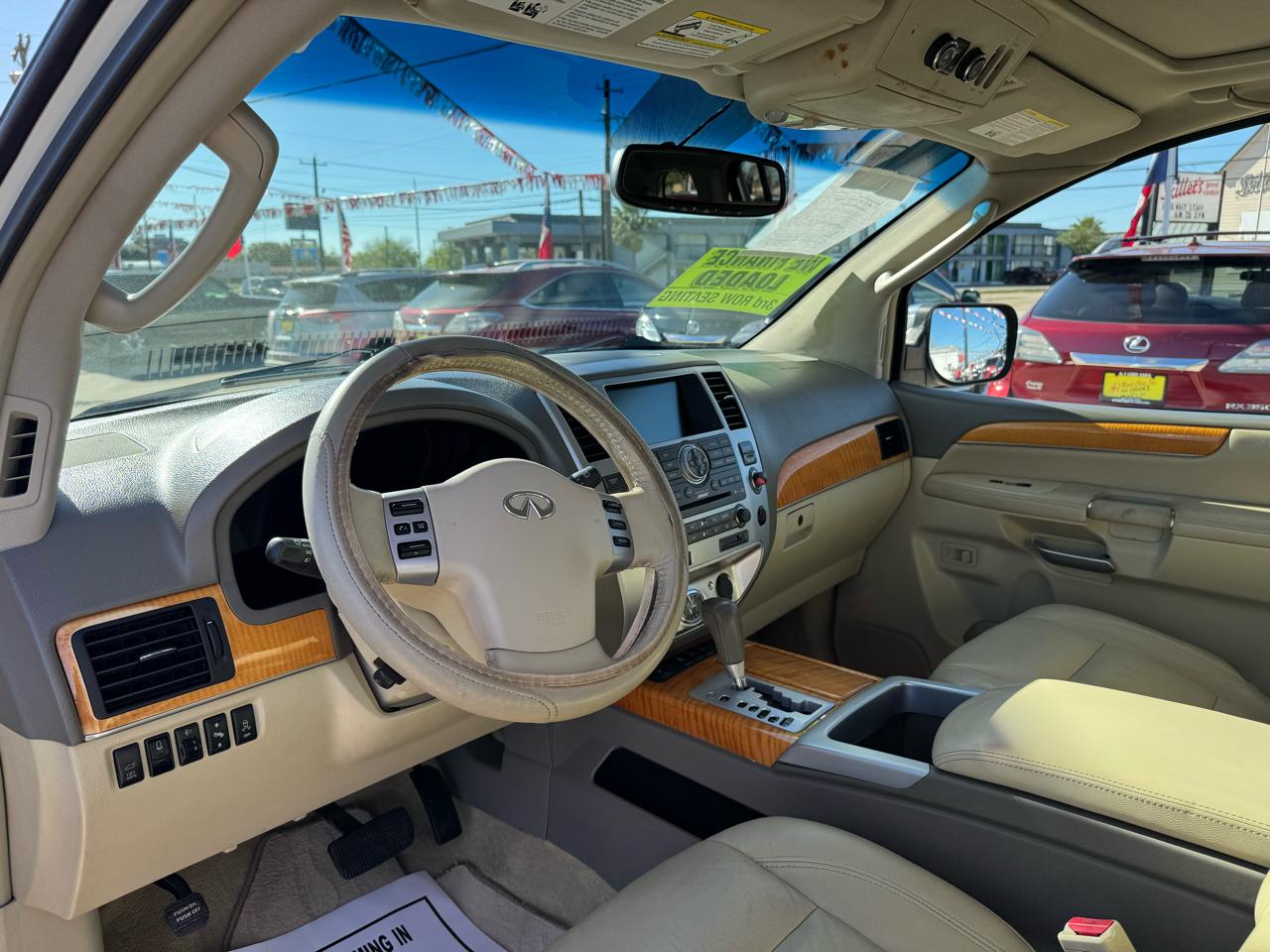 Infiniti QX56 RWD 2010