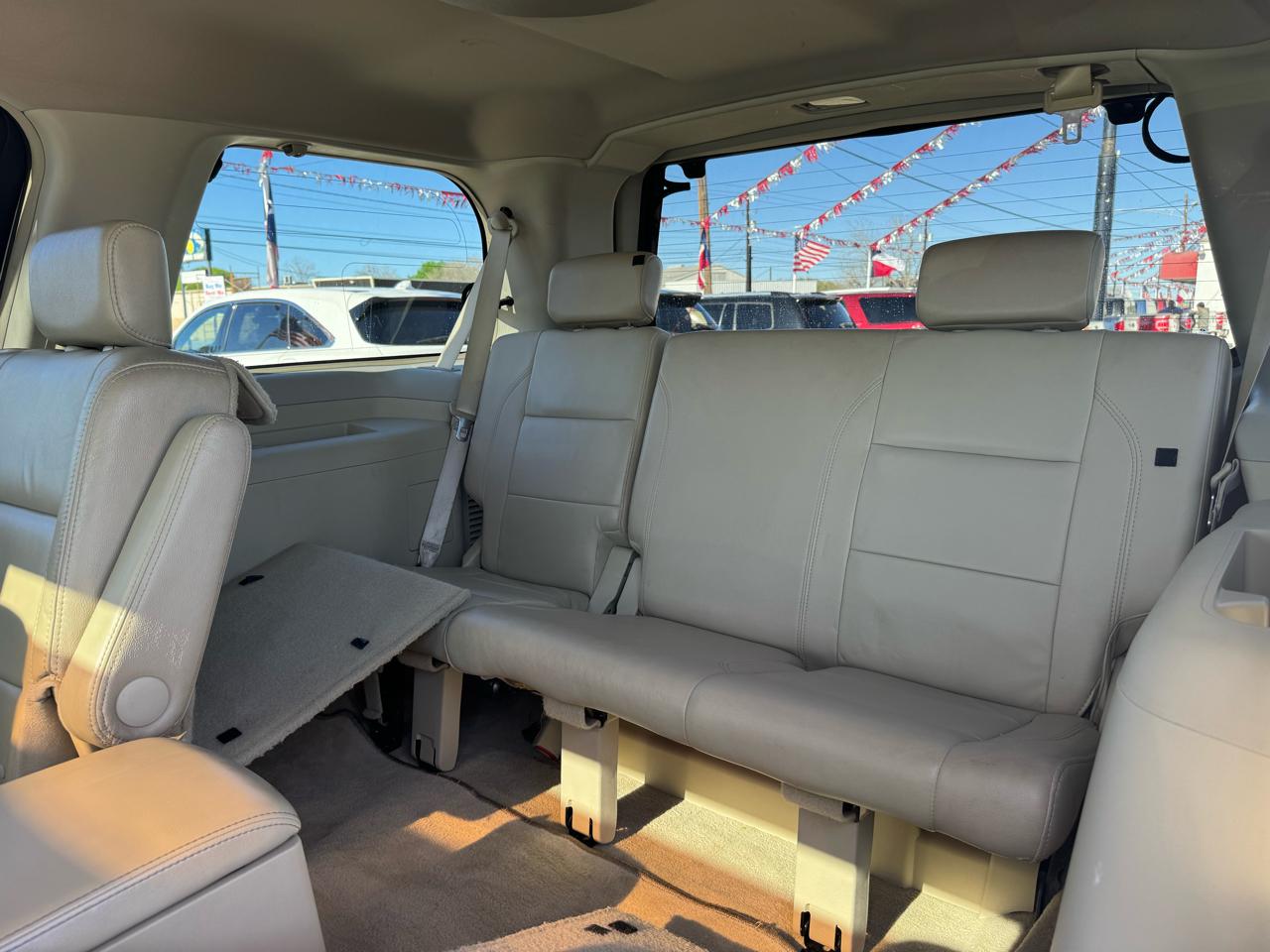 Infiniti QX56 RWD 2010