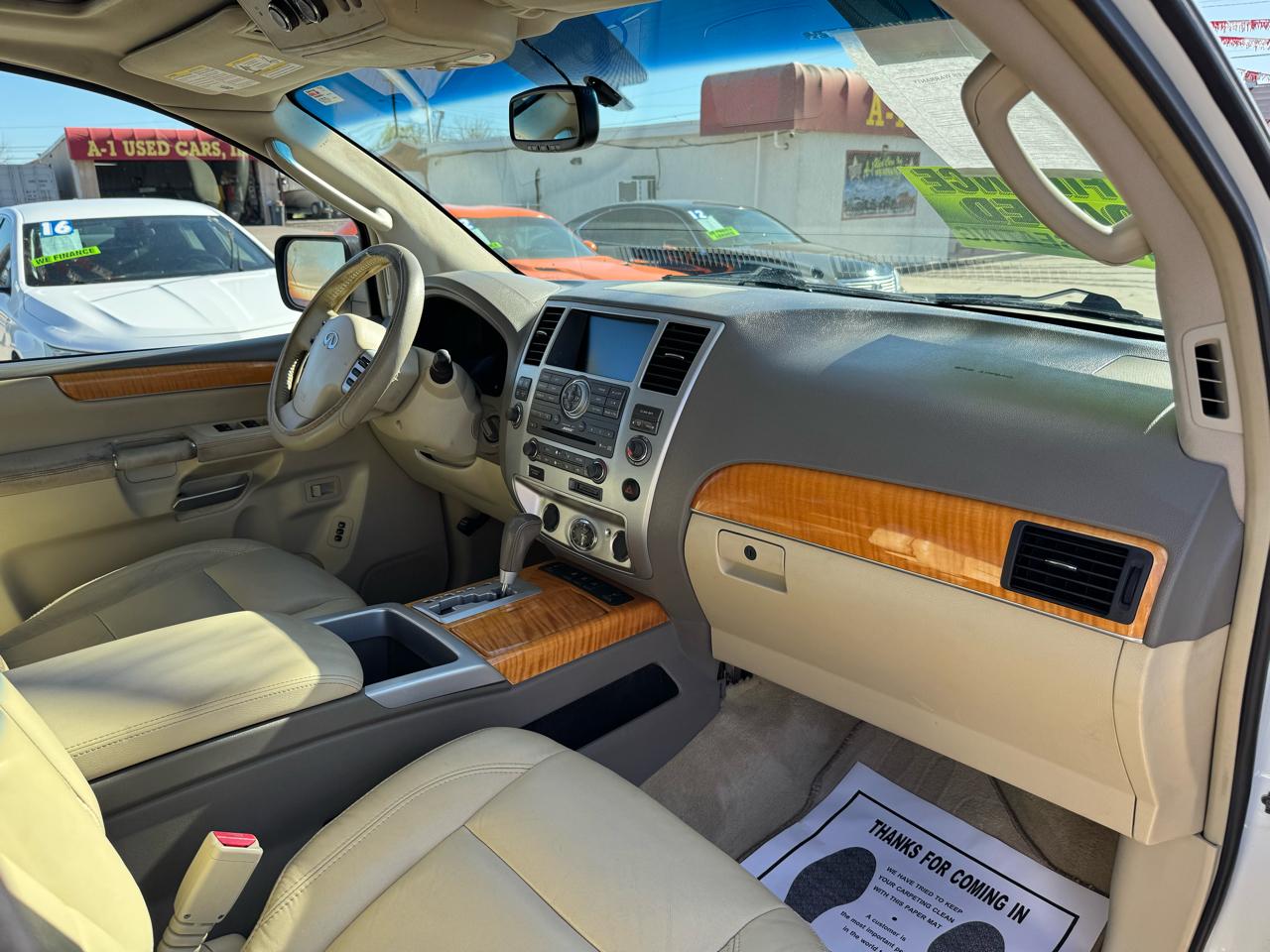 Infiniti QX56 RWD 2010