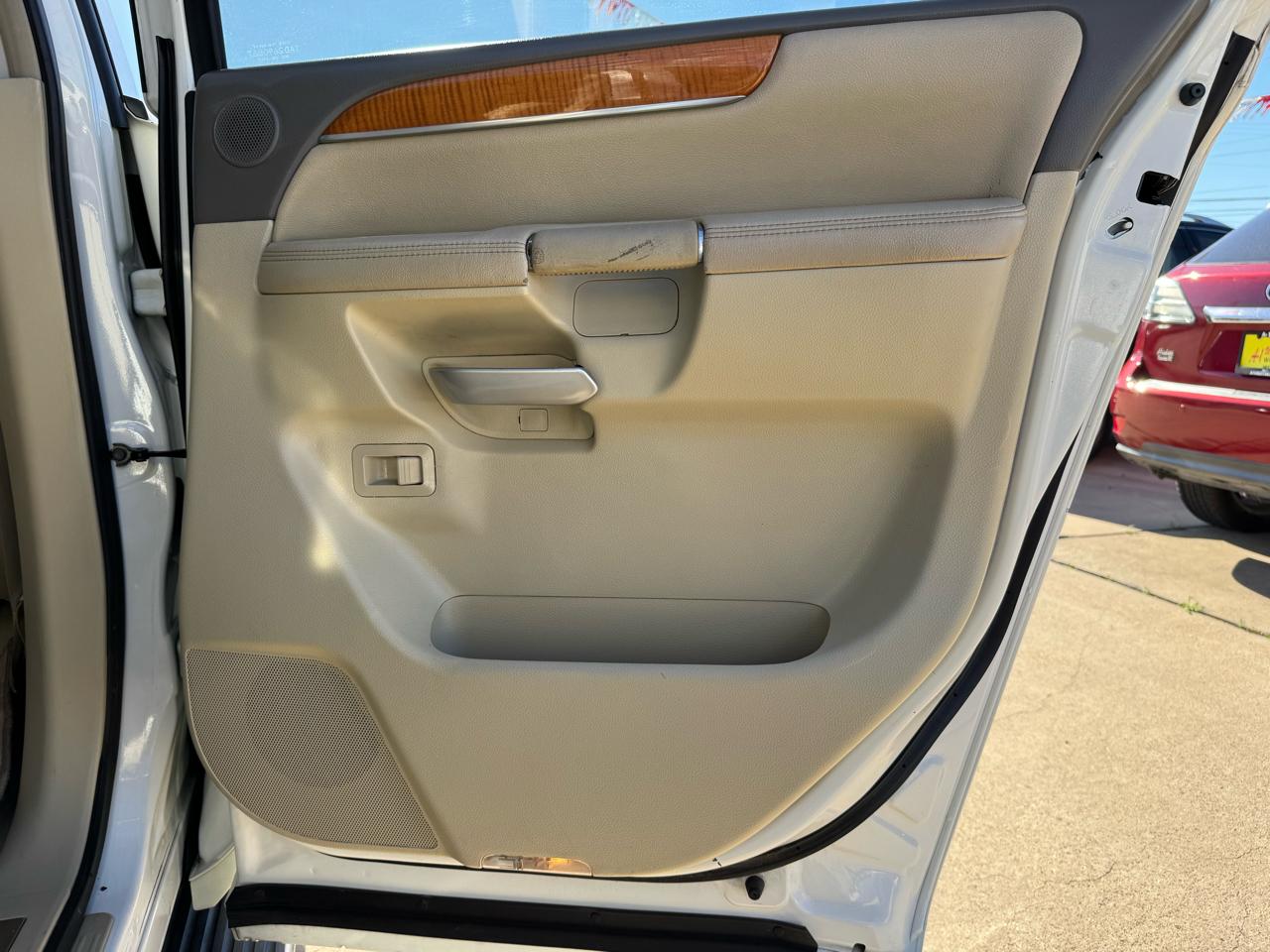 Infiniti QX56 RWD 2010