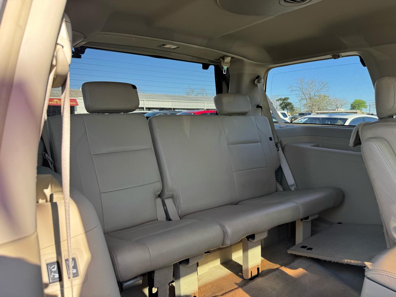 Infiniti QX56 RWD 2010