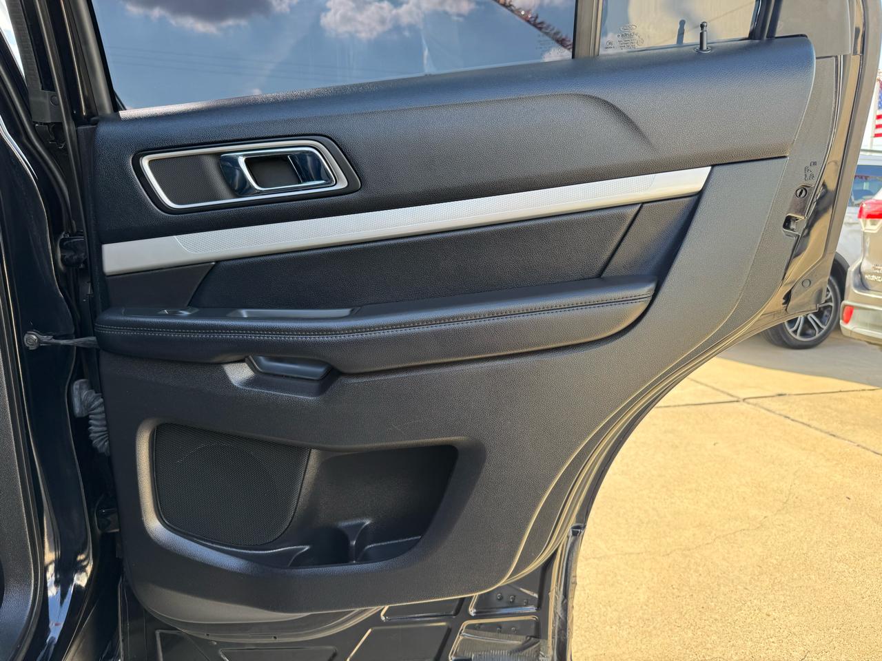 Ford Explorer XLT FWD 2016