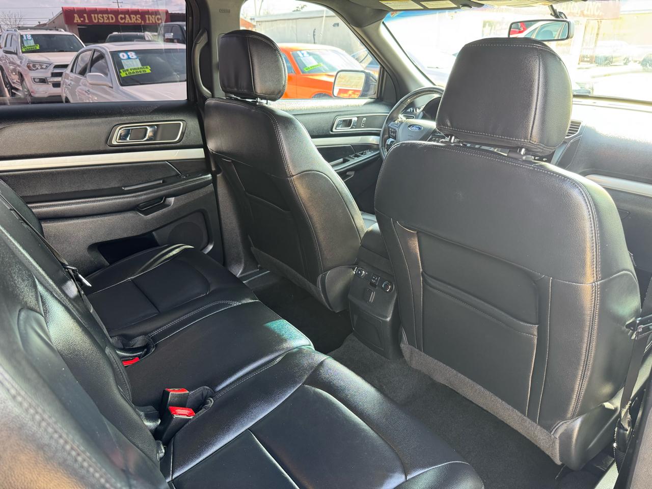 Ford Explorer XLT FWD 2016