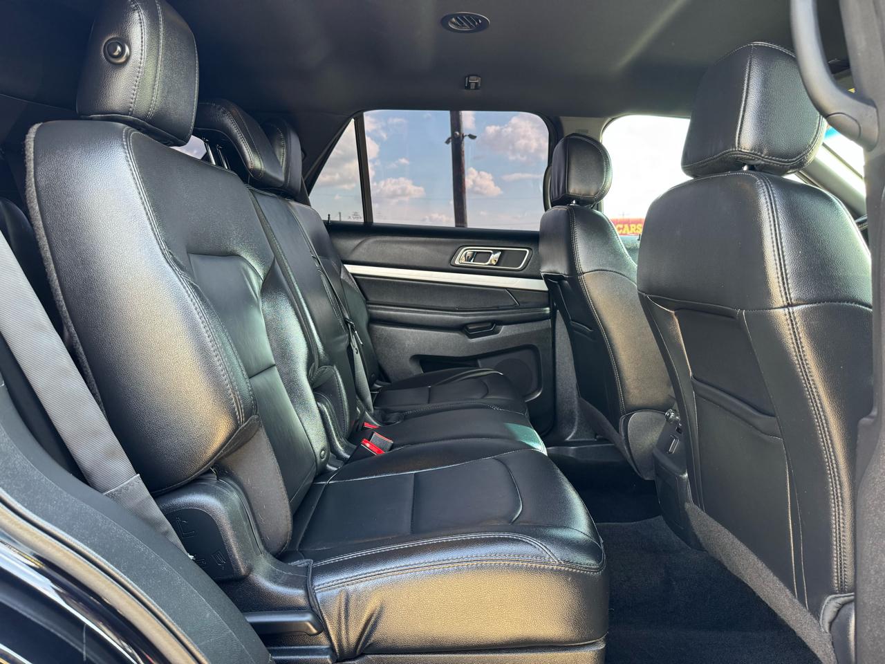 Ford Explorer XLT FWD 2016