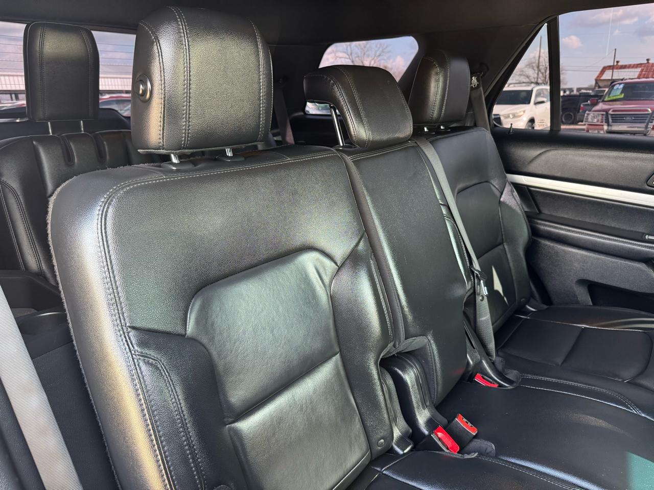 Ford Explorer XLT FWD 2016