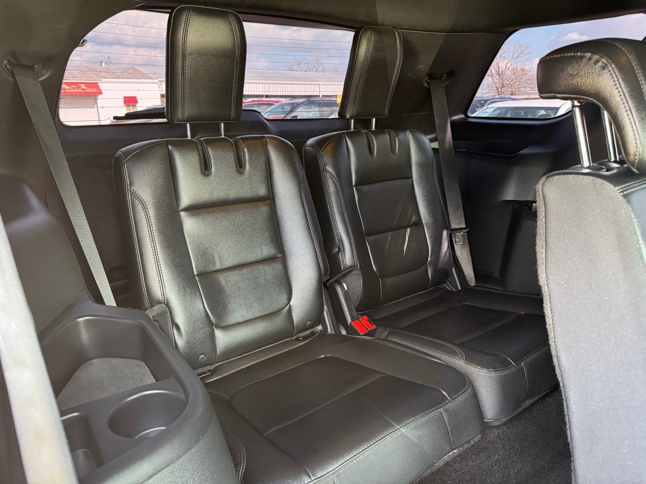 Ford Explorer XLT FWD 2016