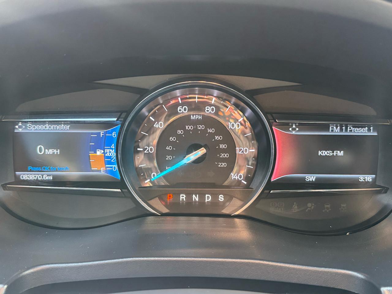 Ford Explorer XLT FWD 2016