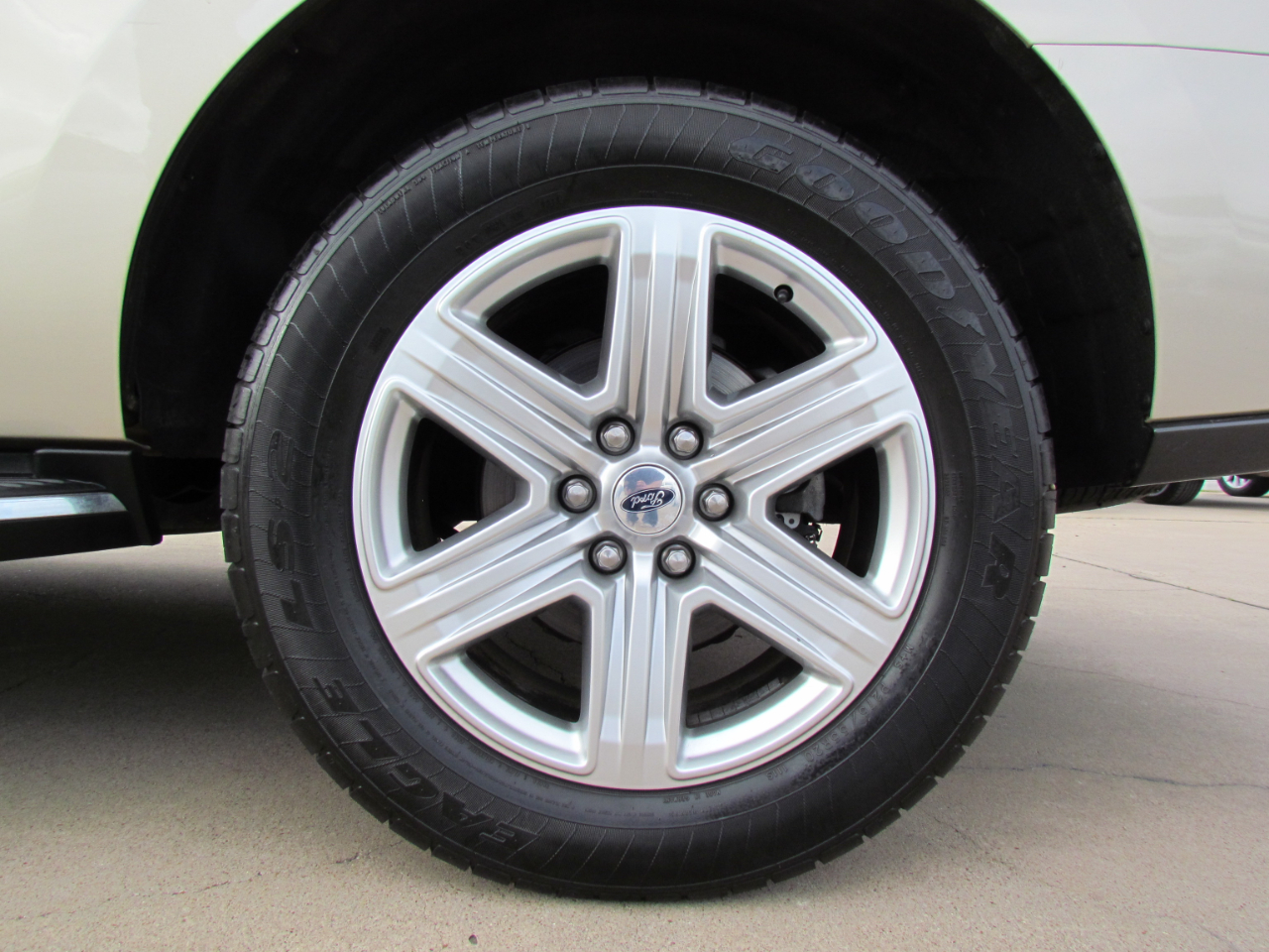 Ford Expedition XLT 2WD 2018