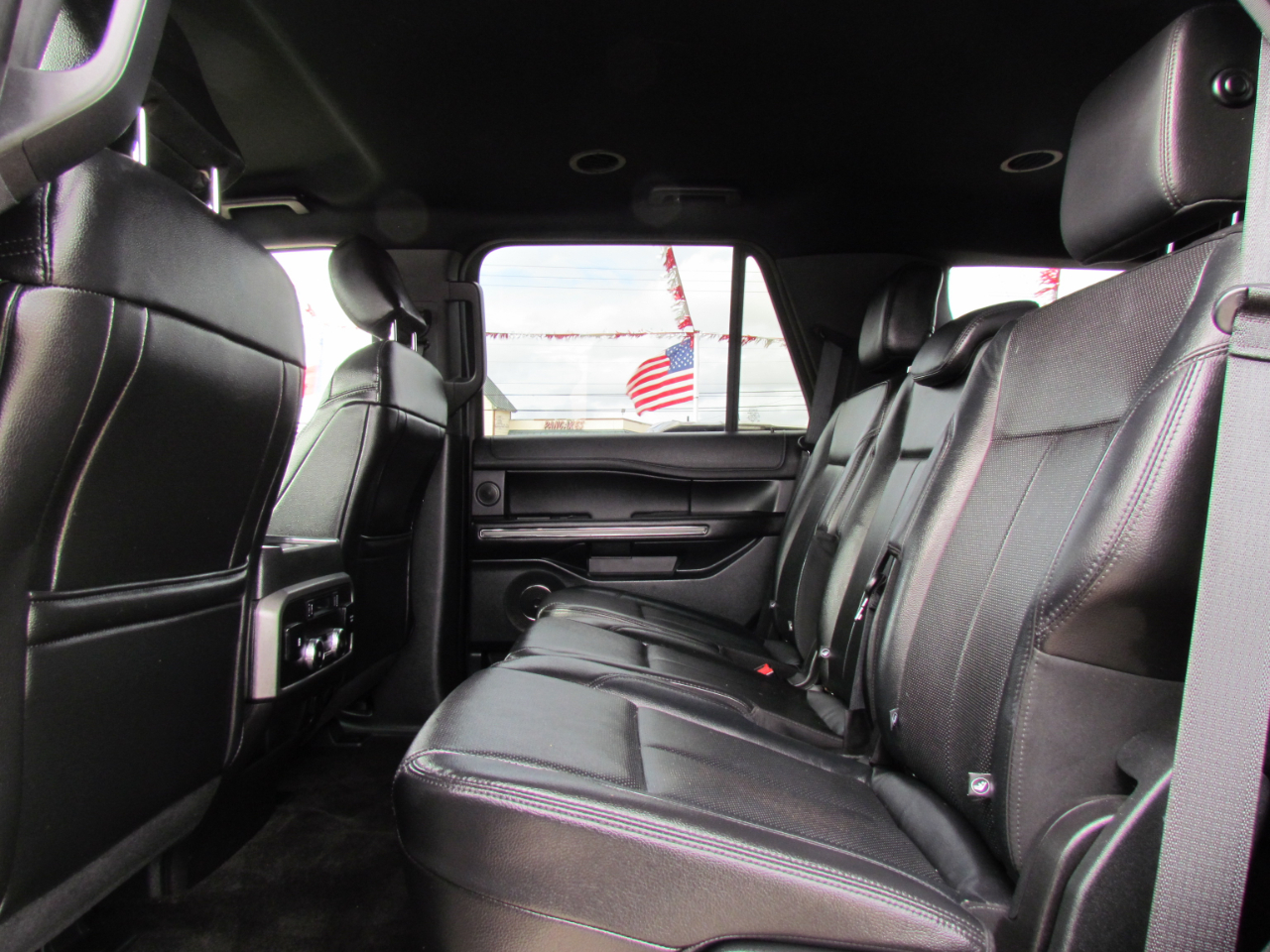 Ford Expedition XLT 2WD 2018